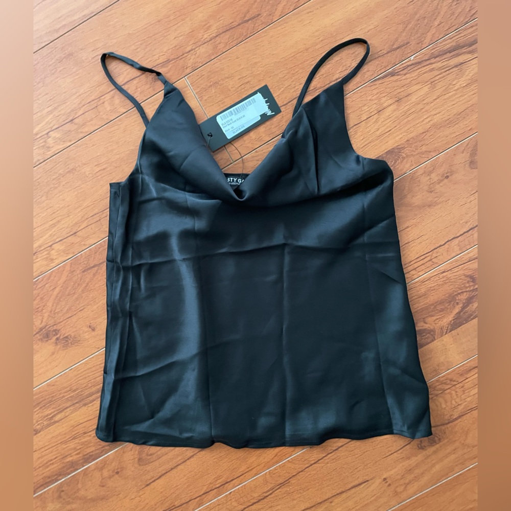 NWT black tank